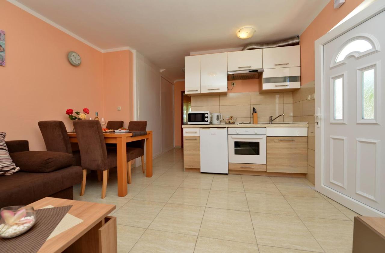 Apartment Kokic Pridraga Exterior photo