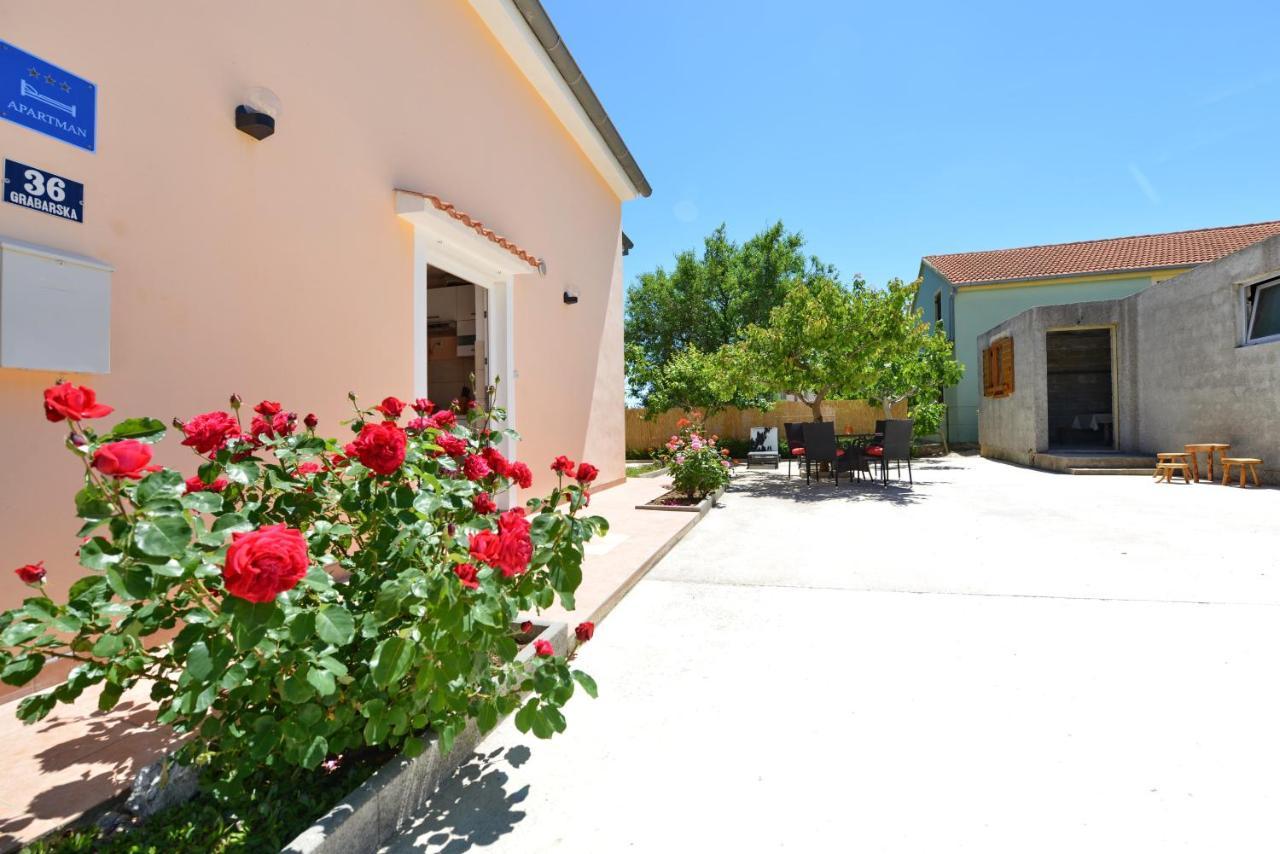 Apartment Kokic Pridraga Exterior photo