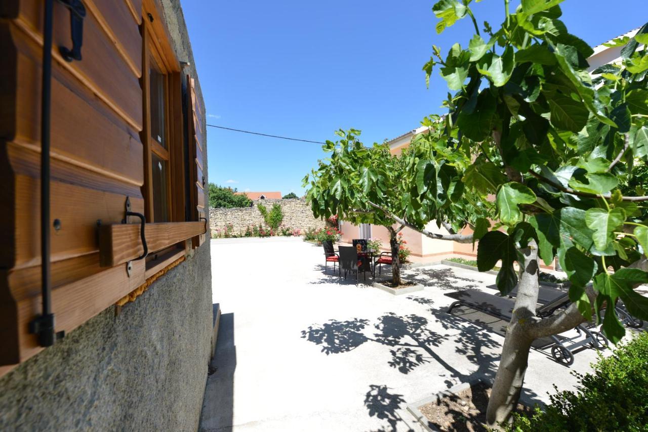 Apartment Kokic Pridraga Exterior photo